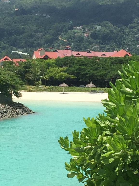 PRIVATE SEA VIEW VILLA Eden Island Rum bild